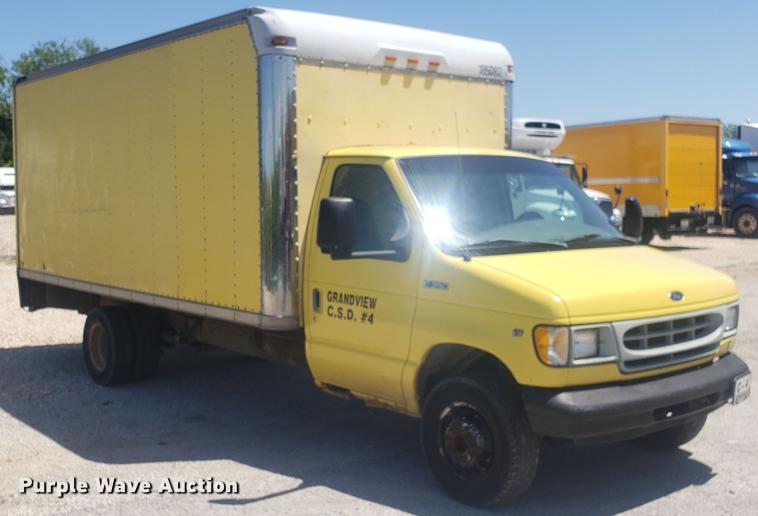 image for item DD4707 1998 Ford Econoline E350 box truck