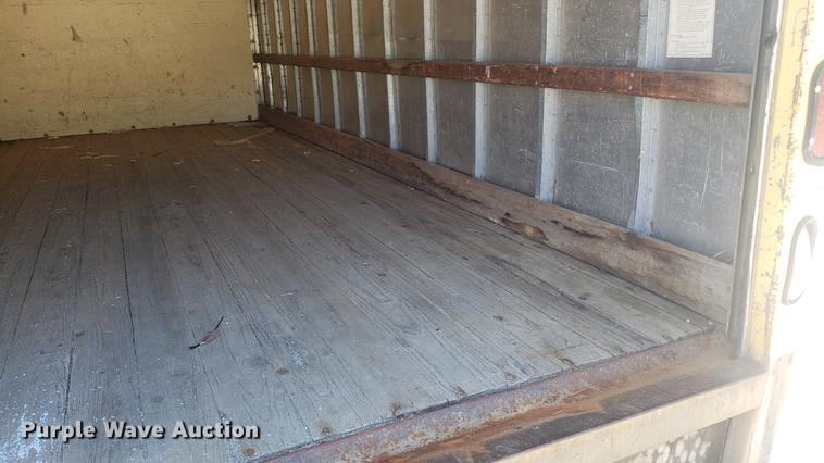 image for item DD4707 1998 Ford Econoline E350 box truck