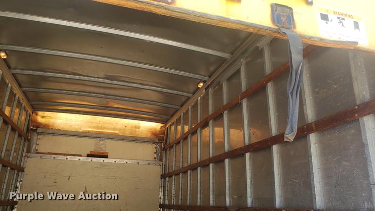 image for item DD4707 1998 Ford Econoline E350 box truck