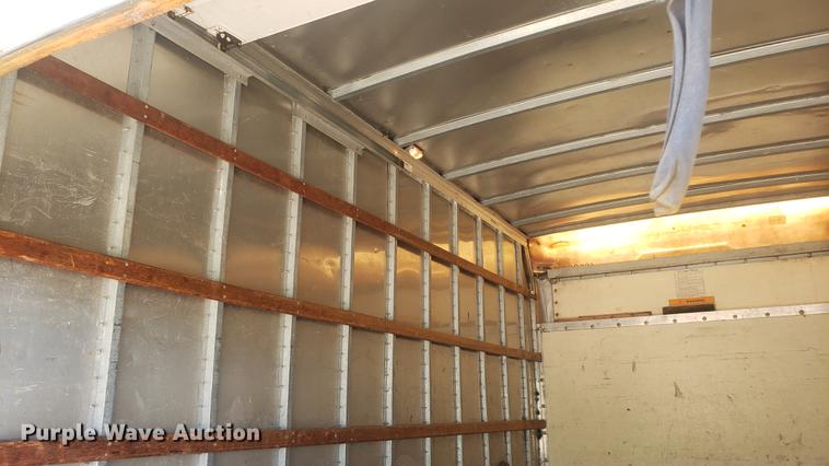 image for item DD4707 1998 Ford Econoline E350 box truck