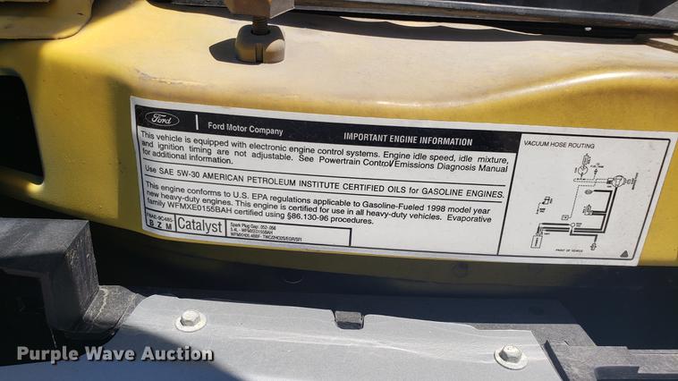 image for item DD4707 1998 Ford Econoline E350 box truck