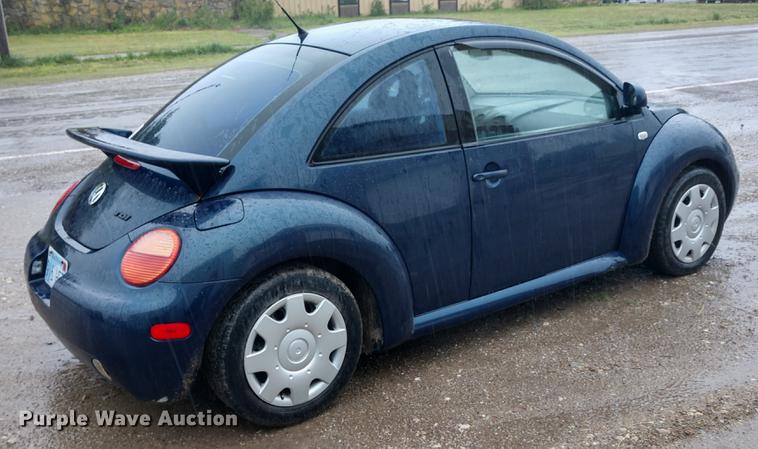 image for item DD7005 2000 Volkswagen New Beetle