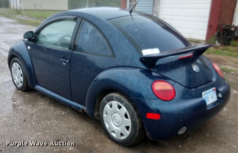 image for item DD7005 2000 Volkswagen New Beetle