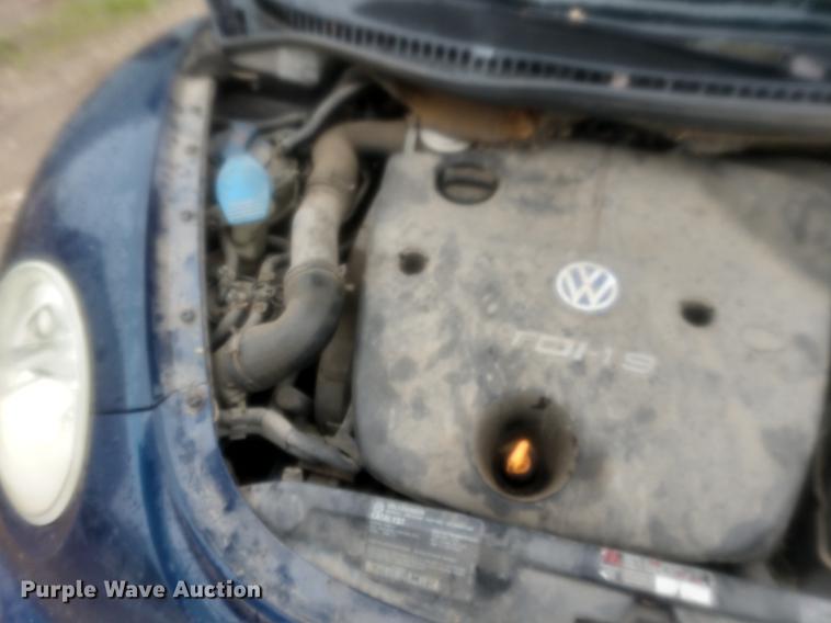 image for item DD7005 2000 Volkswagen New Beetle