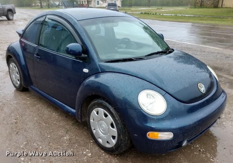 image for item DD7005 2000 Volkswagen New Beetle