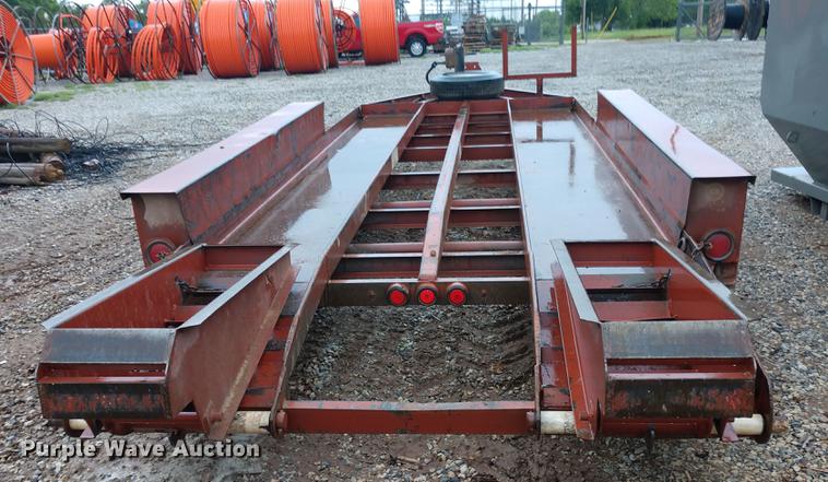 image for item DD7011 2000 Belshe equipment trailer