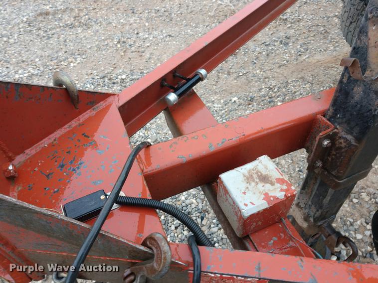 image for item DD7011 2000 Belshe equipment trailer