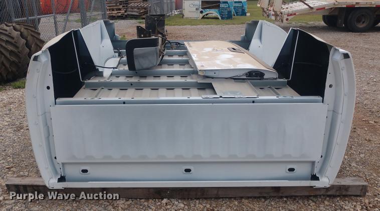 image for item DD7014 Chevrolet Silverado 3500HD pickup truck bed