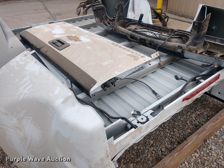 image for item DD7014 Chevrolet Silverado 3500HD pickup truck bed