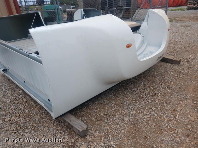 image for item DD7014 Chevrolet Silverado 3500HD pickup truck bed