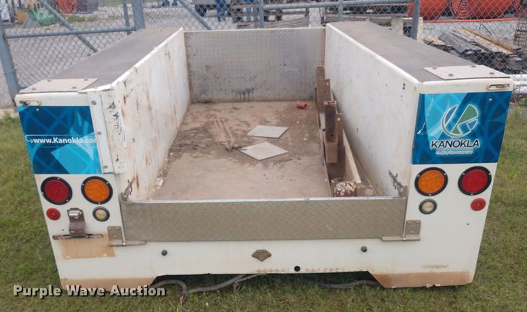 image for item DD7015 Northwest Bodies Inc. fiberglass utility bed