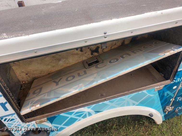 image for item DD7015 Northwest Bodies Inc. fiberglass utility bed