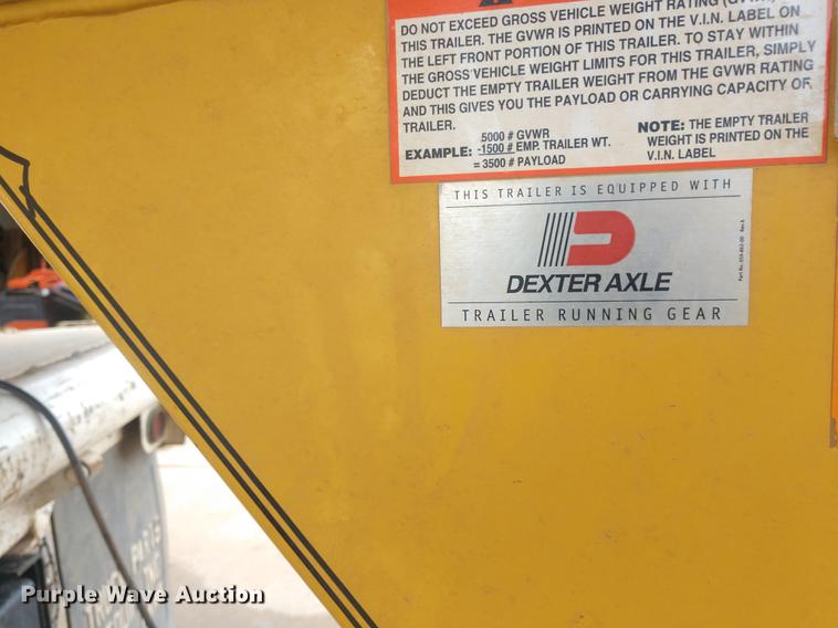 image for item DD7017 2011 Diamond C Fleetneck 31FMAX equipment trailer