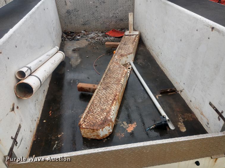 image for item DD7019 Northwest Bodies Inc. fiberglass utility bed