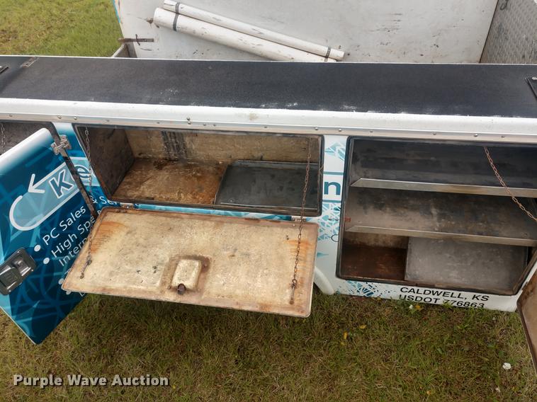 image for item DD7019 Northwest Bodies Inc. fiberglass utility bed