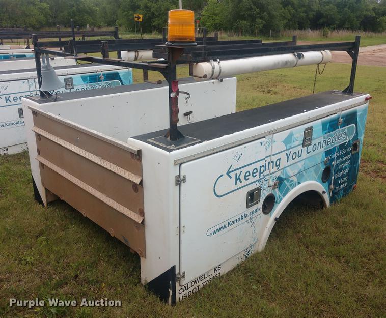 image for item DD7020 Northwest Bodies Inc. fiberglass utility bed