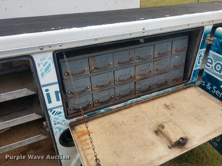 image for item DD7020 Northwest Bodies Inc. fiberglass utility bed