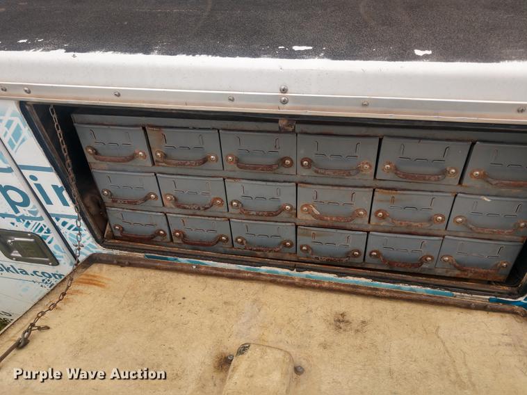 image for item DD7020 Northwest Bodies Inc. fiberglass utility bed