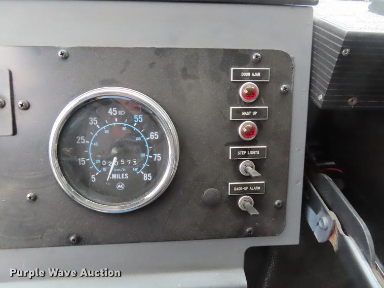 image for item DE3483 1990 Chevrolet mobile command center truck