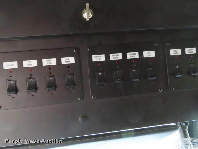 image for item DE3483 1990 Chevrolet mobile command center truck