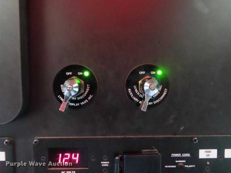 image for item DE3483 1990 Chevrolet mobile command center truck