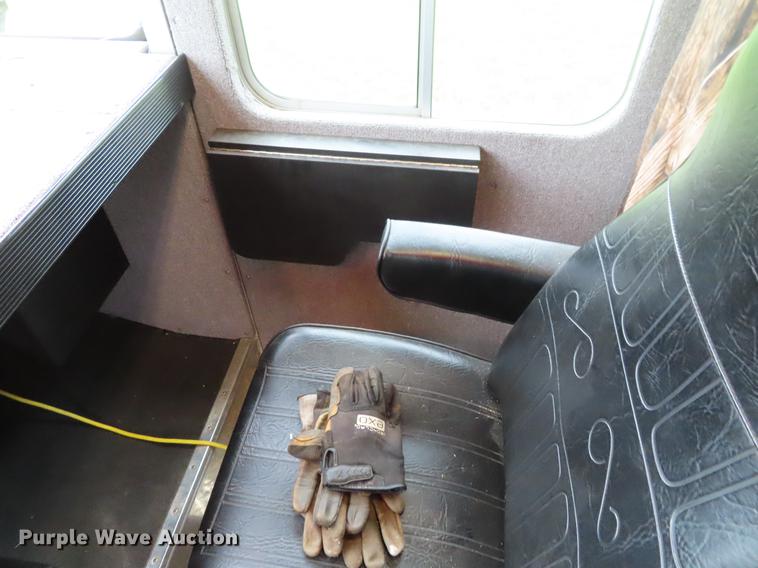 image for item DE3483 1990 Chevrolet mobile command center truck