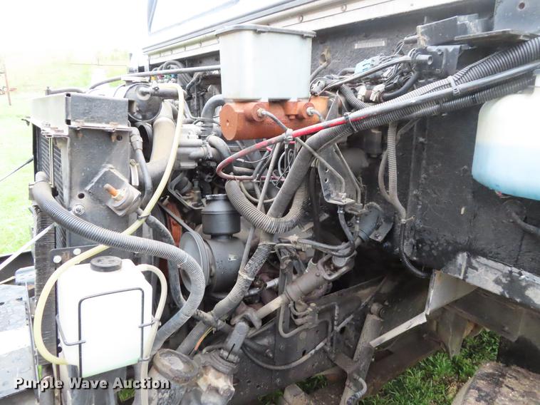 image for item DE3483 1990 Chevrolet mobile command center truck