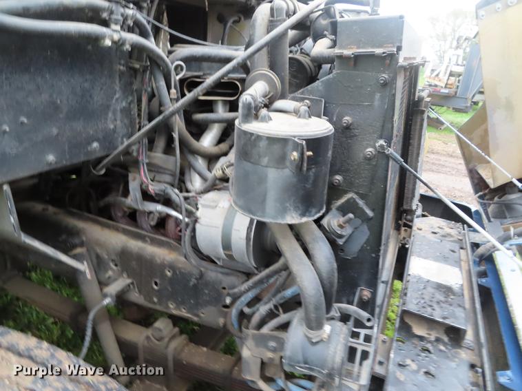 image for item DE3483 1990 Chevrolet mobile command center truck