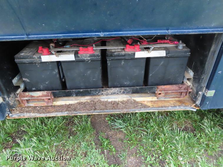 image for item DE3483 1990 Chevrolet mobile command center truck