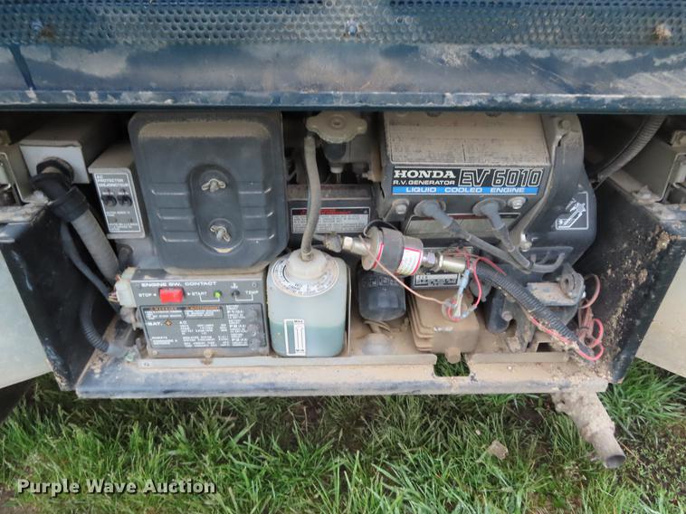 image for item DE3483 1990 Chevrolet mobile command center truck