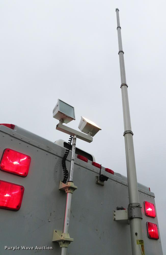 image for item DE3483 1990 Chevrolet mobile command center truck