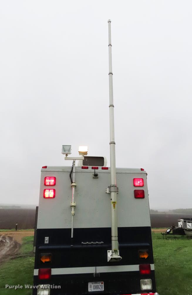 image for item DE3483 1990 Chevrolet mobile command center truck