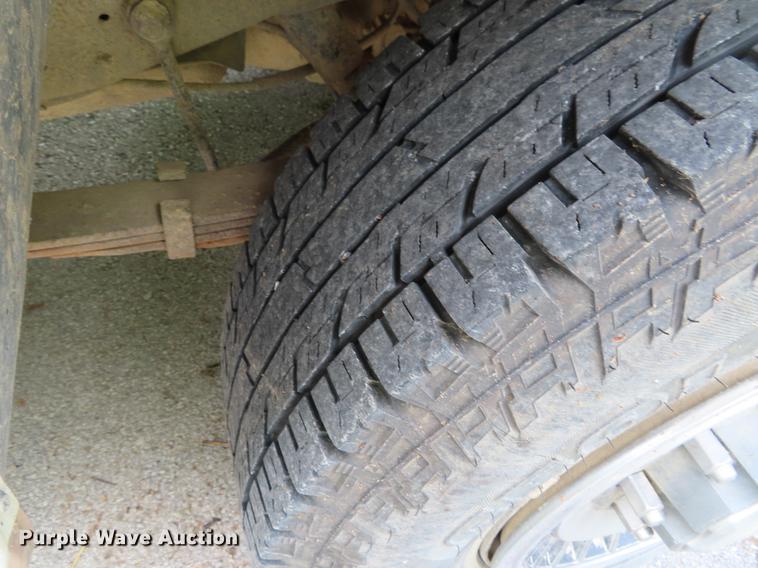 image for item DE3515 1993 Ford F250 SuperCab pickup truck