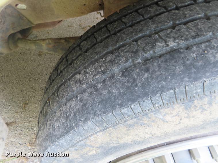 image for item DE3515 1993 Ford F250 SuperCab pickup truck