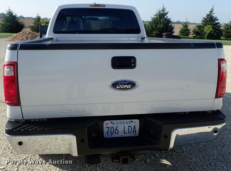 image for item DE5351 2008 Ford F350 Super Duty SuperCab pickup truck