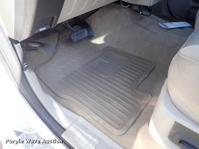 image for item DE5351 2008 Ford F350 Super Duty SuperCab pickup truck