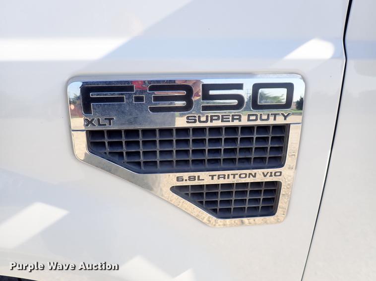 image for item DE5351 2008 Ford F350 Super Duty SuperCab pickup truck