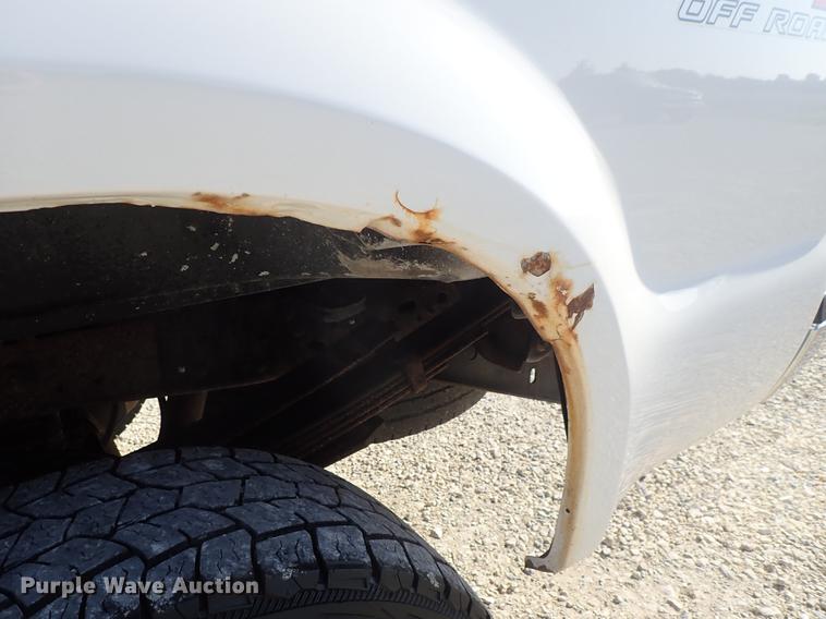 image for item DE5351 2008 Ford F350 Super Duty SuperCab pickup truck