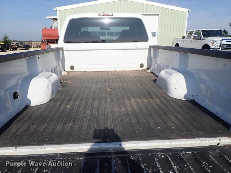 image for item DE5351 2008 Ford F350 Super Duty SuperCab pickup truck