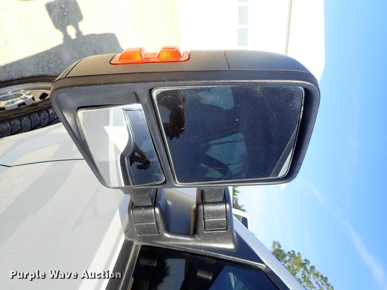 image for item DE5351 2008 Ford F350 Super Duty SuperCab pickup truck