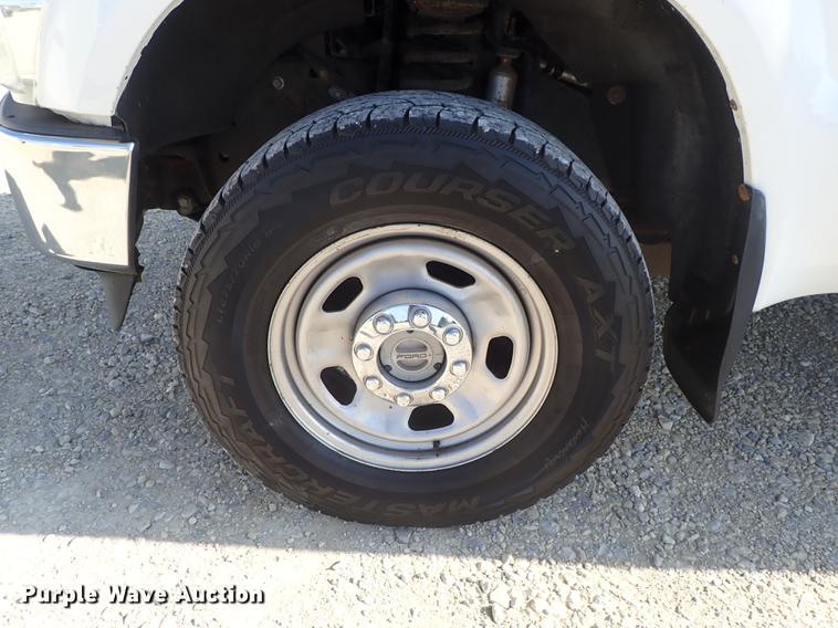 image for item DE5351 2008 Ford F350 Super Duty SuperCab pickup truck