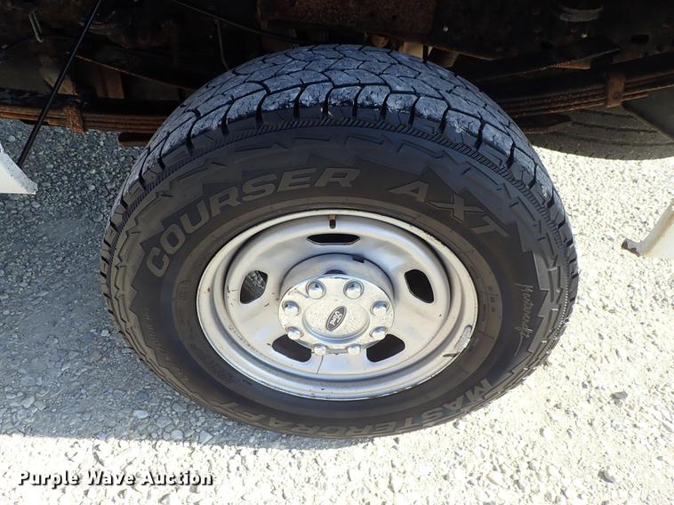 image for item DE5351 2008 Ford F350 Super Duty SuperCab pickup truck