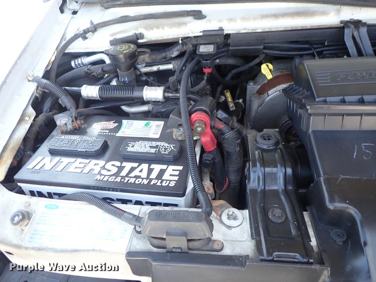 image for item DE5352 2003 Ford Econoline E450 handicap accessible shuttle bus