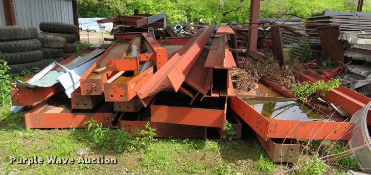 image for item DE8032 Chief Industries metal building