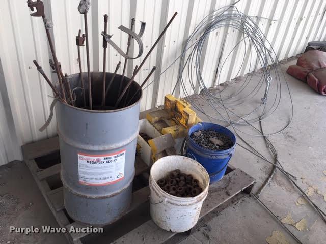 image for item DE8032 Chief Industries metal building