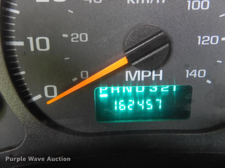 image for item DE8039 2007 Chevrolet C5500 flatbed truck