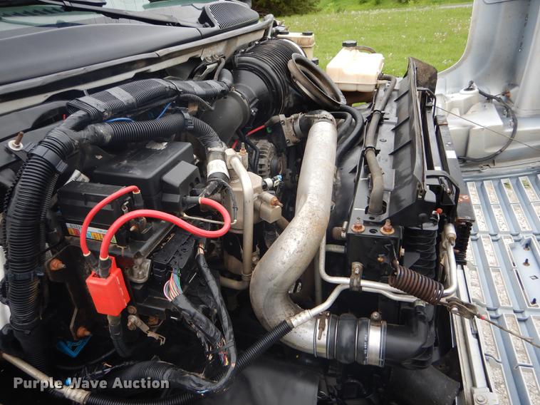 image for item DE8039 2007 Chevrolet C5500 flatbed truck