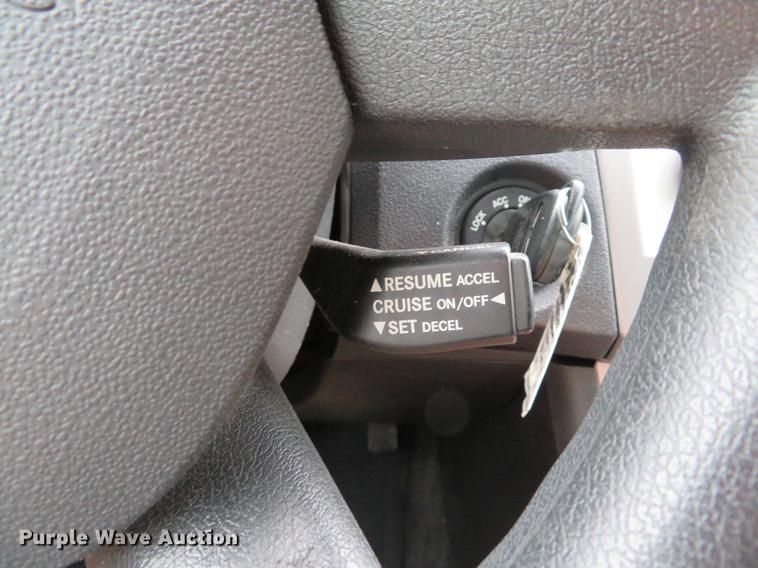 image for item DE8061 2010 Chrysler Sebring Touring convertible