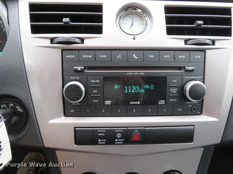 image for item DE8061 2010 Chrysler Sebring Touring convertible