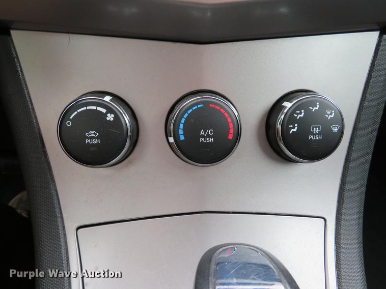 image for item DE8061 2010 Chrysler Sebring Touring convertible